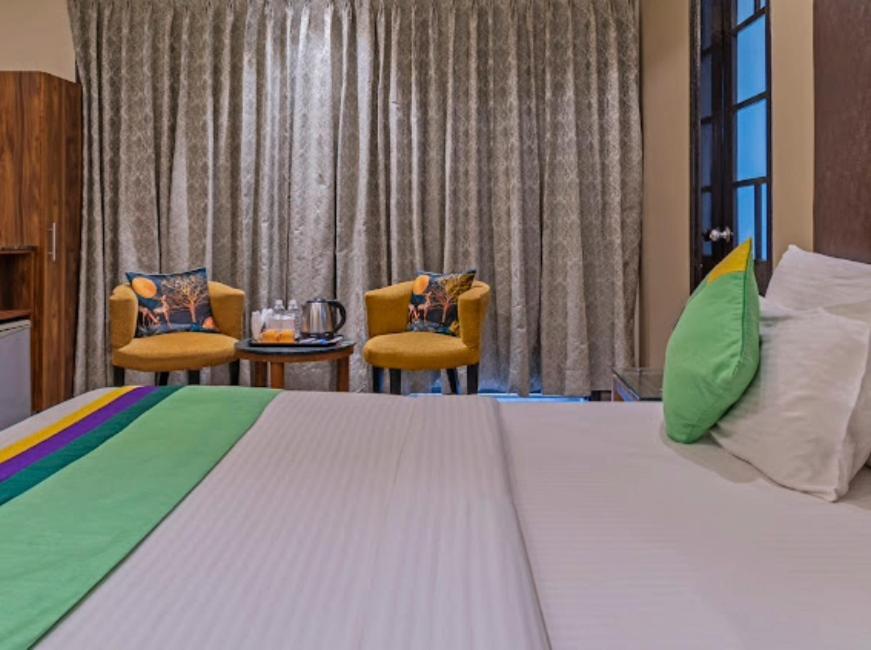 Hotel Imperial Park Sector 45 คูร์เคาน์ ภายนอก รูปภาพ